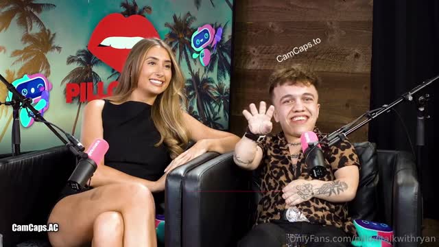 Fuck Little Person On Pillow Talk Podcast