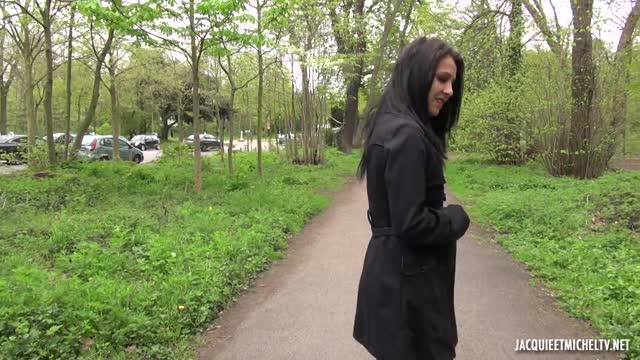 Angie, 20ans, la kabyle ose tout