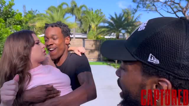 Captured S3E3 Serena Hill Confronted By Leana's Crew