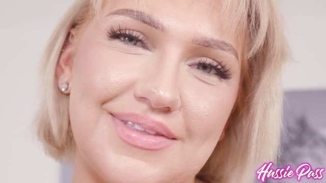 KENTUCKY CUTIE TAKES THE FULL BBC! Bambi Barton Ft. Damion Dayski