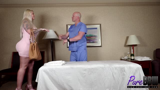 Big booty sexual massage