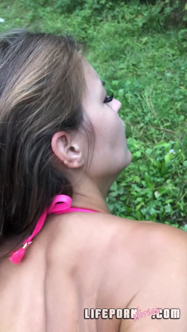 Story 2 - Sex On A Public Beach
