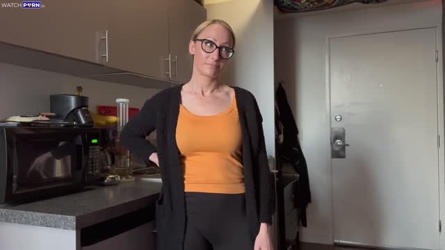Stepmom Help Me Move For College